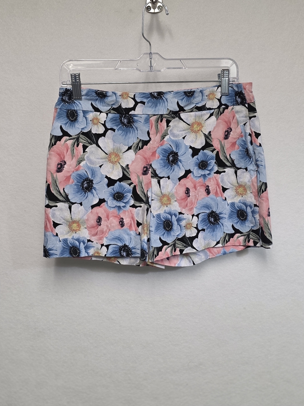 I Love Tyler Madison Floral Print Womens Size Medium Pull On Short